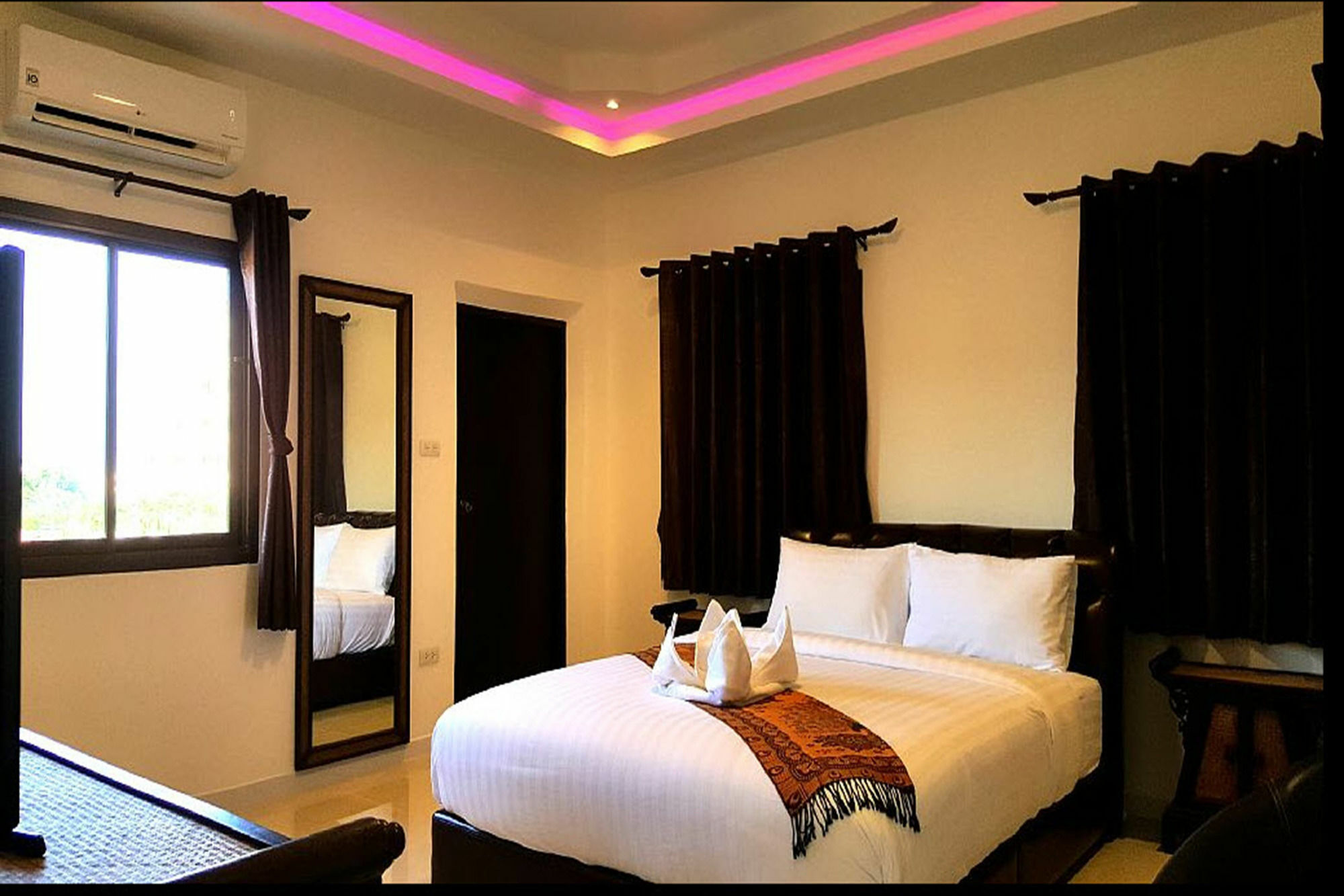Hideland - The Luxury Tropical Villa Pattaya Exterior foto